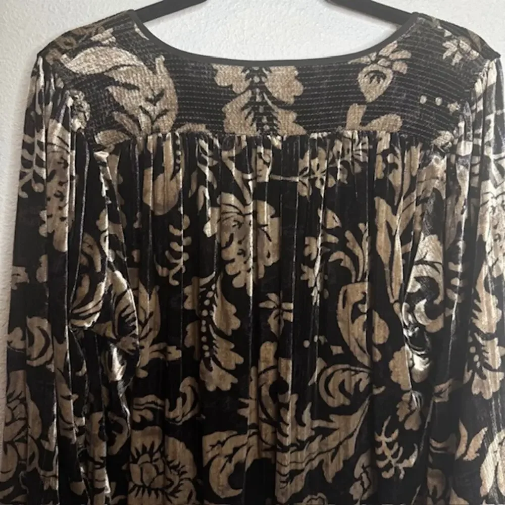 Anthropologie Faustine Velvet Floral Peasant Blouse L Boho Smocked Top